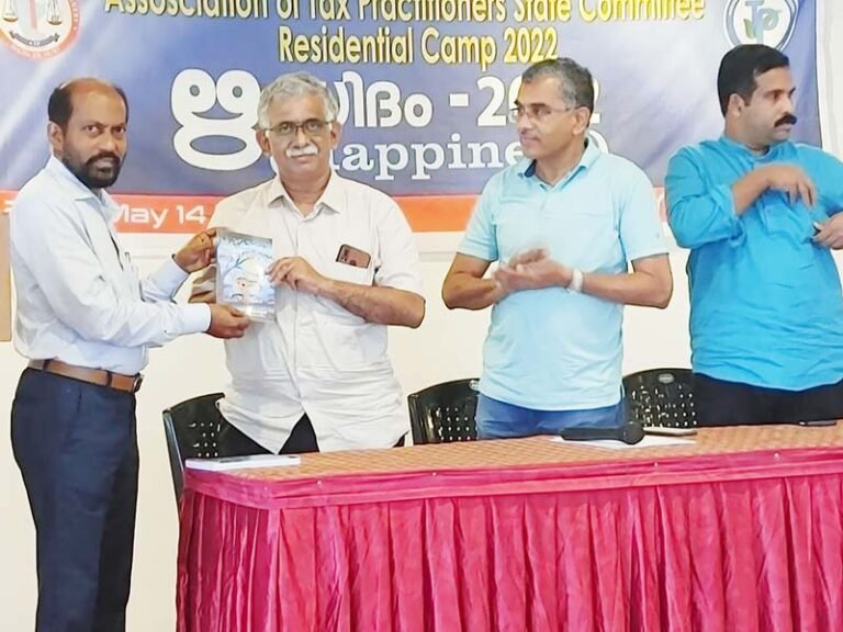 പുസ്തക പരിചയം മൂന്നാര്‍ ക്യാമ്പില്‍